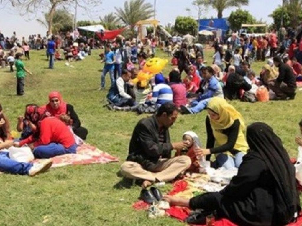 موعد عيد الفطر اعرف عدد أيام الإجازة للموظفين والطلاب 4 إجازة عيد الفطر