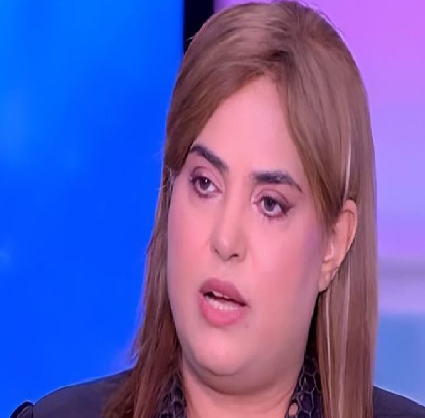وفاء مكي تخرج عن صمتها وتكشف وجه المدعية عليها وماذا فعلت معها 3 تعجب ميار الببلاوي من وفاء مكي