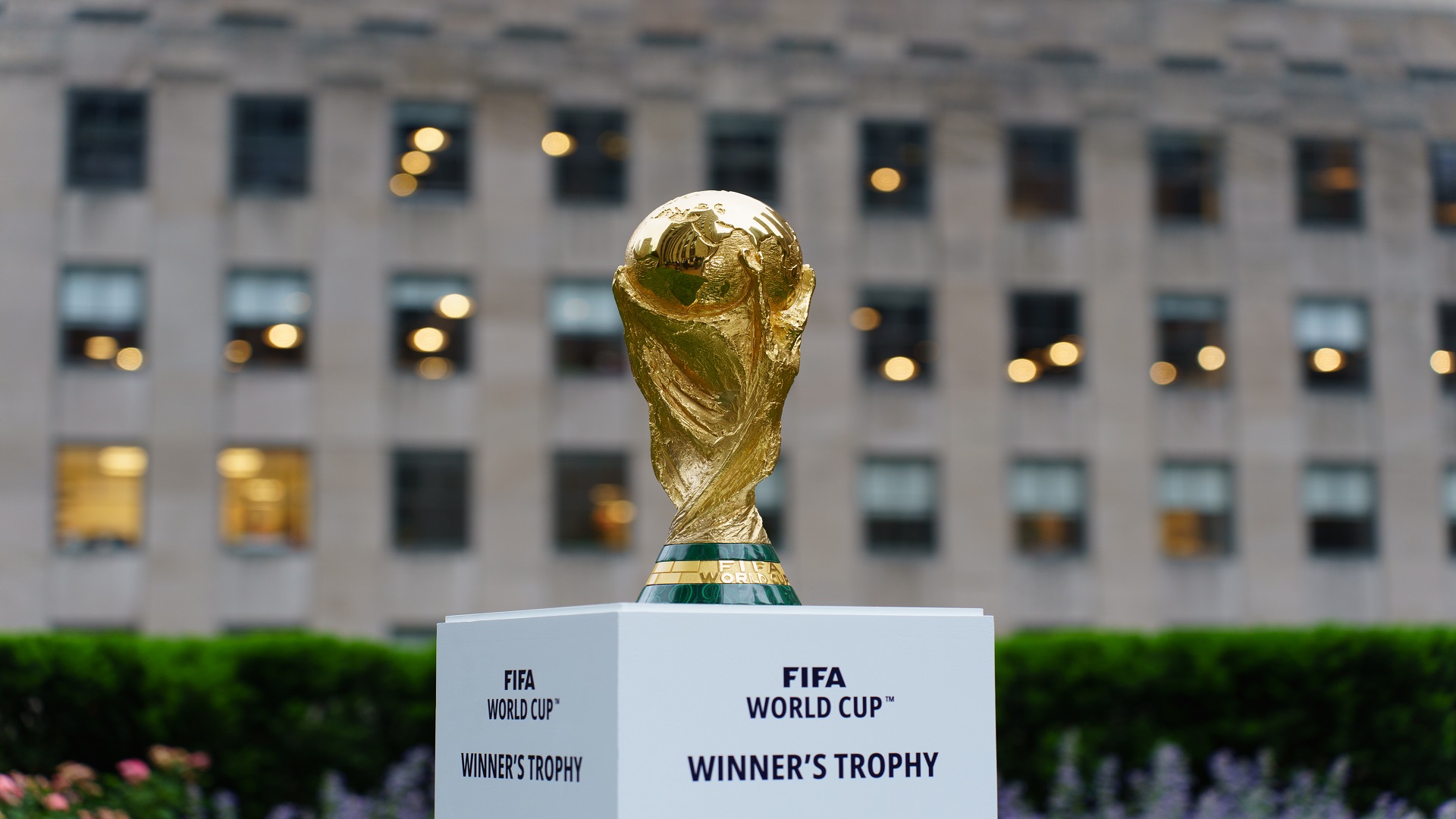 الملك المصري بخير ليفربول يزف بشرى سارة حول إصابة محمد صلاح وموقفه من مونديال 2026 4 إيطاليا تفاجئ مصر بالمونديال