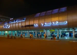 إنقطاع الكهرباء في مطار القاهرة ووزارة الطيران تصدر بيان هام 2 مطار القاهرة