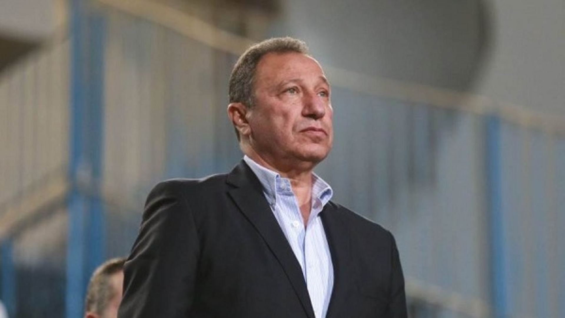 بالصور محمود الخطيب يثير القلق بعد ظهور أثر جراحي برأسه والدعوات بالشفاء 4 قرارات محمود الخطيب