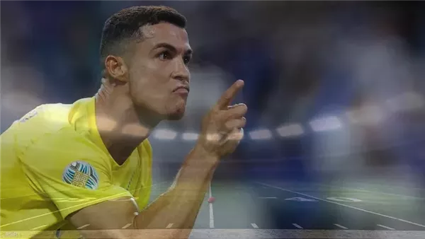 محمد صلاح يزاحم ميسي ورونالدو في قائمة أساطير 2025 العالمية 3 كريستيانو رونالدو يحدد موعد اعتزال كرة القدم
