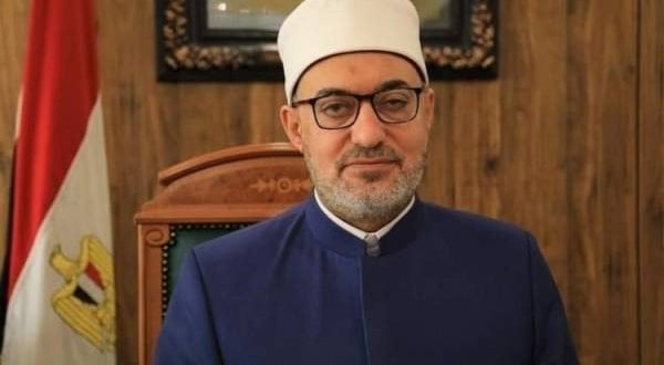 مفتي الجمهورية يطمئن هاتفيًا على صحة البابا تواضروس الثاني بعد الجراحة 2 مفتي الجمهورية