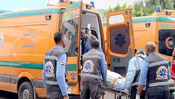 بسبب اختلال عجلة القيادة إصابات وكسور بالجملة في حادث الطريق الأوسطي 6 حادث أسيوط