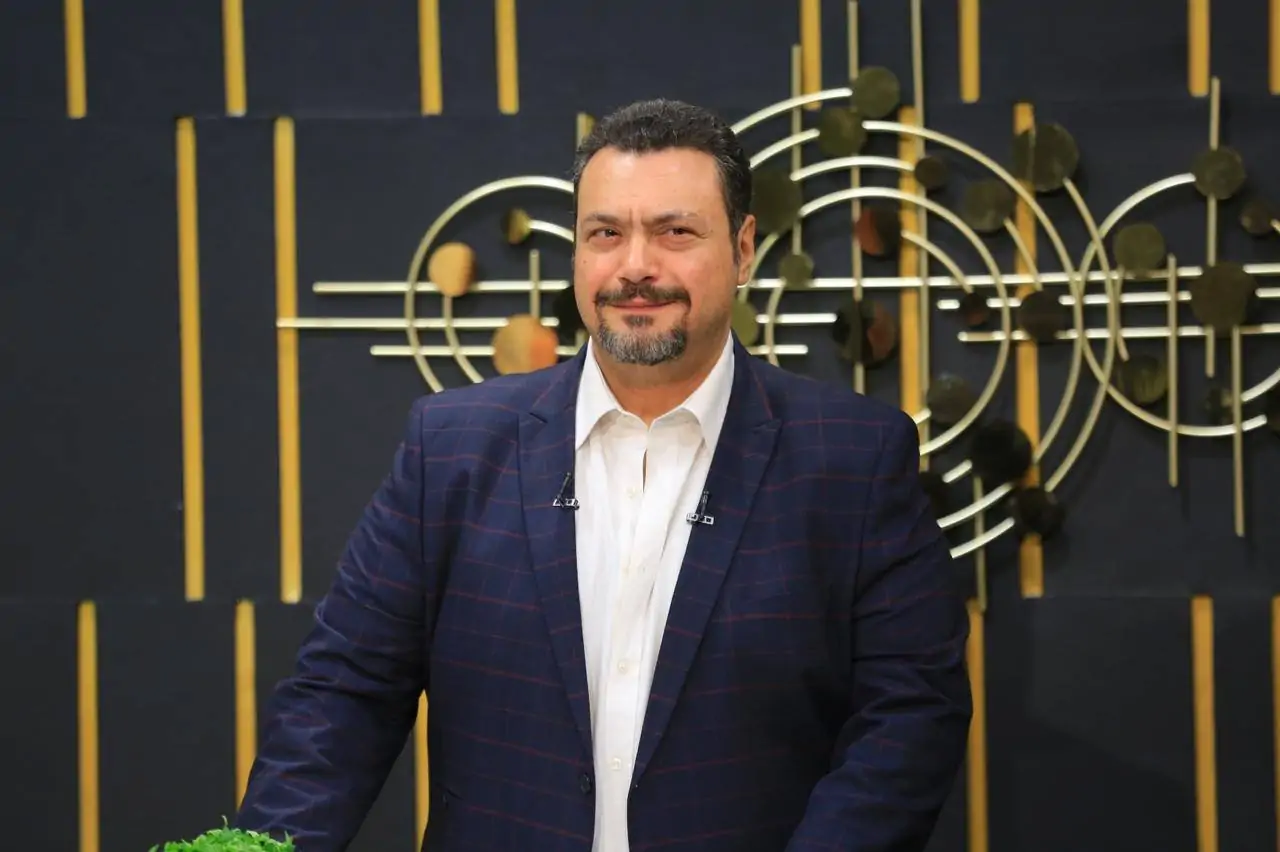 هنبقى ضيوف في بلدنا مراد مكرم يشدد على مواجهة الفكر الأفروسنتريك واجب وطني 2 الفنان مراد مكرم