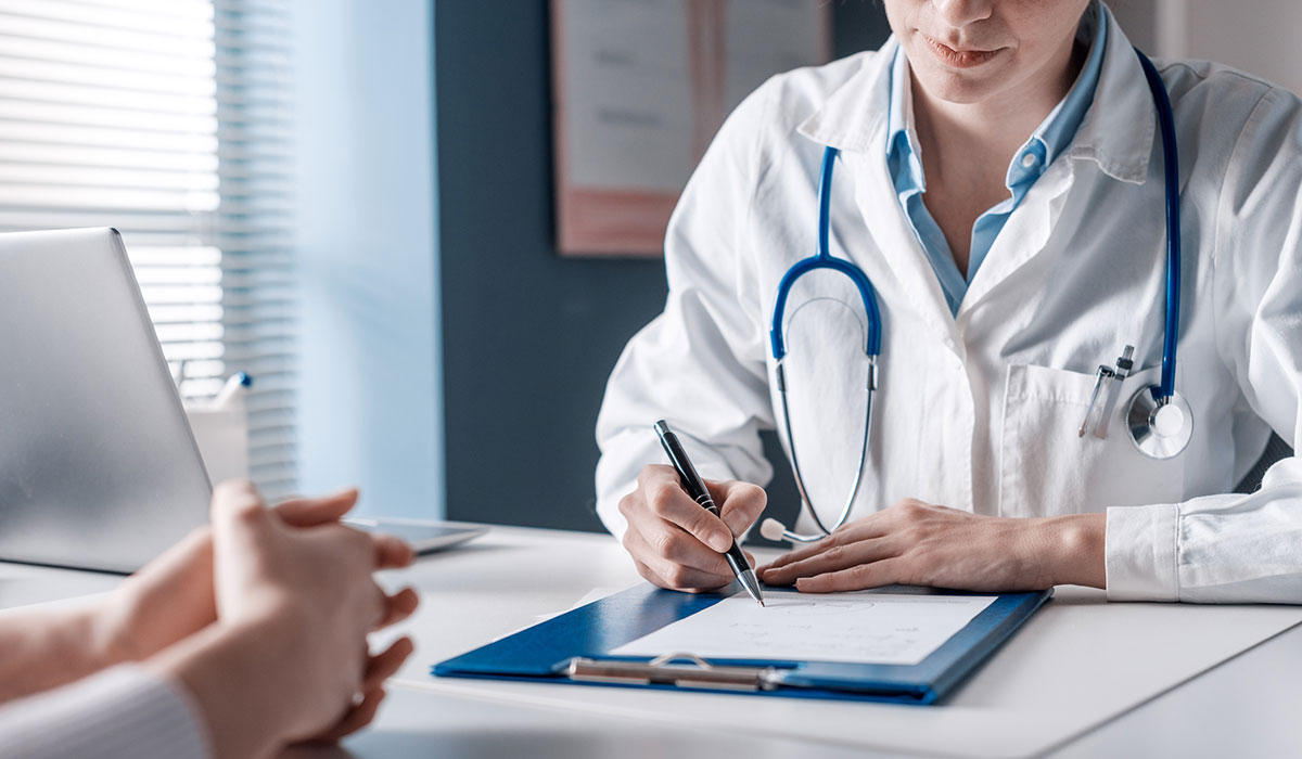 تحذير من سرطان الدماغ 7 أعراض لا تتجاهلها أذهب للطبيب فورا 4 خطر الإصابة بالسرطان