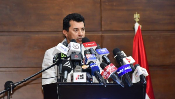 وزير الرياضة يحسم جدل إستقالة مجلس الزمالك وتطورات أزمة أرض أكتوبر 5 الدكتور أشرف صبحي