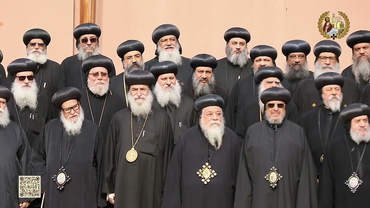 من احتفالات العنصرة إلى طاولات المجمع المقدس الكنيسة القبطية تعيش حراكاً استثنائياً 3 اجتماع المجمع المقدس