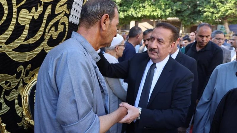 غياب رئيس الوزراء عن مشهد عزاء فتيات المنوفية يثير الجدل تساؤلات وانتقادات في الشارع المصري 3 محافظ المنوفية