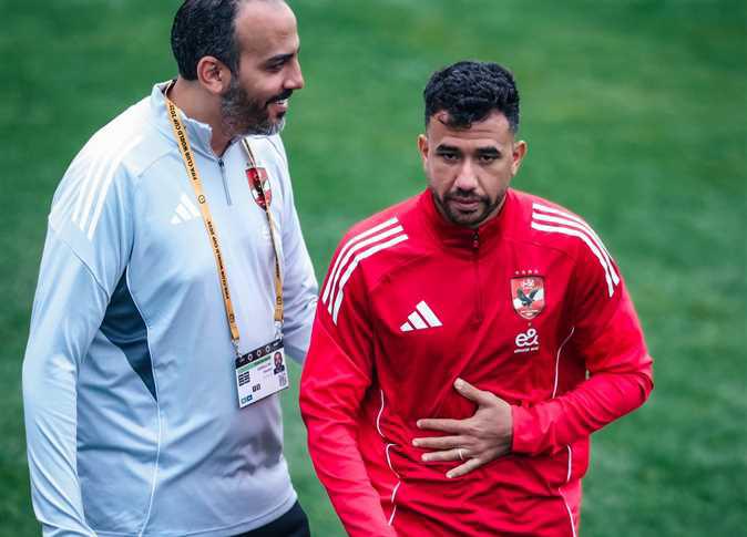 مدير الكرة في الأهلي يكشف مصير عقود اللاعبين وقصة سفر زيزو للعلاج 3 مدير الكرة في الأهلي عن تريزيجيه