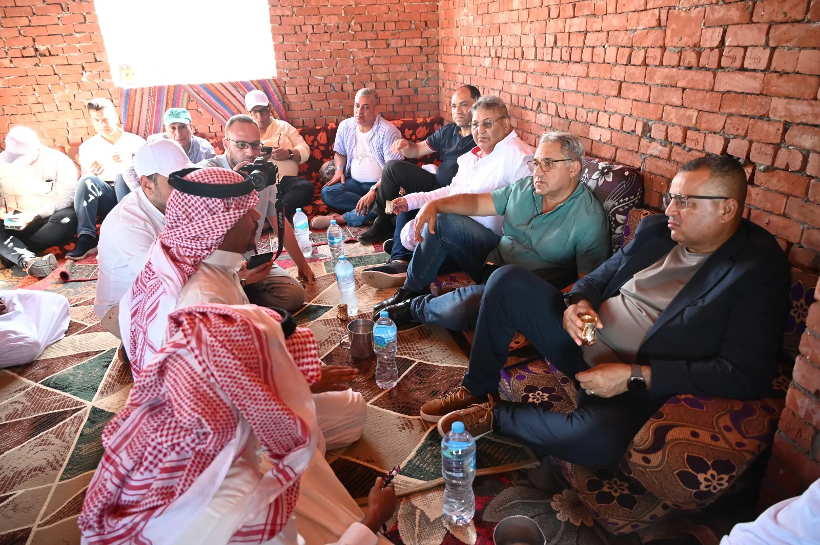 دير سانت كاترين شاهد ما فعله محافظ جنوب سيناء تنفيذا لتوجيهات الرئيس السيسي 3 زيارة محافظ جنوب سيناء لدير سانت كاترين