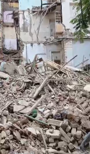 بالصور انهيار عقار العطارين بالإسكندرية وانباء عن وفاة وإصابة 7 أشخاص 4 انهيار عقار العطارين بالإسكندرية