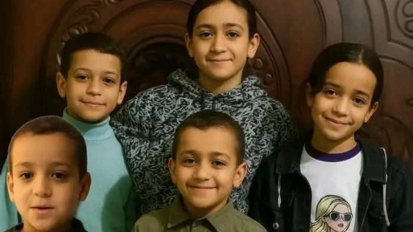 نبا محزن عن والد الأشقاء الخمسة المتوفين بقرية دلجا نفس الأعراض المرضية 2 الأشقاء الخمسة المتوفين
