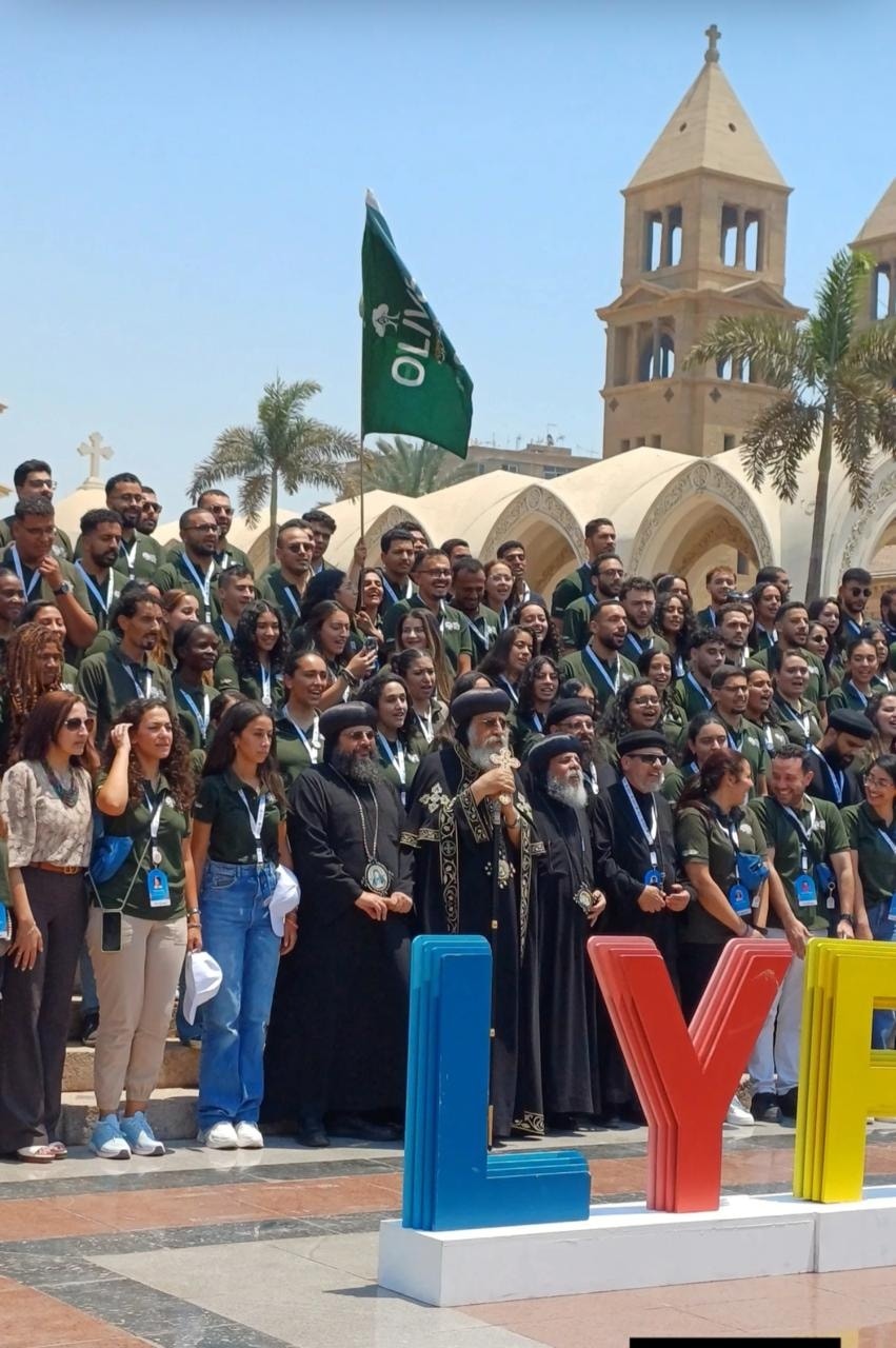 بالصور البابا تواضروس الثاني بحفل الغذاء الرسمي لمتلقى لوجوس للشباب بحضور عدد من المسؤولين 3 البابا تواضروس الثاني