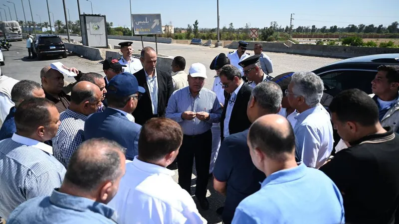 إغلاق الطريق الإقليمي بتوجيه من الرئيس السيسي للحكومة عقب الواقعة الأخيرة 3 إغلاق الطريق الإقليمي