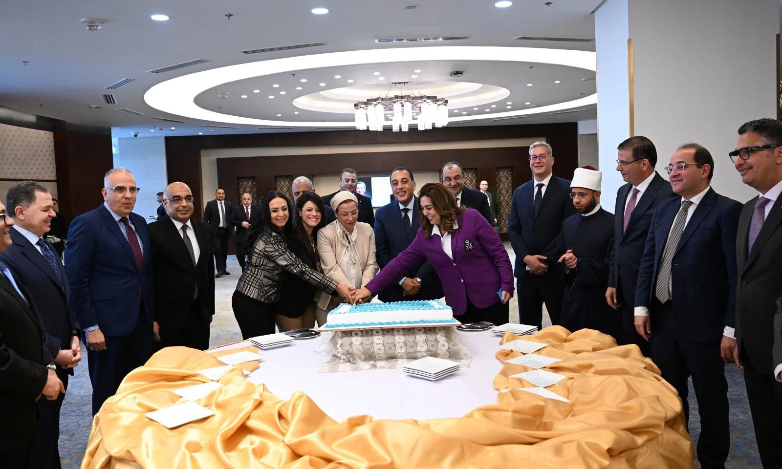 عقب قبول رئيس الحكومة استقالة وزيرة البيئة من منصبها كشف الأسباب 3 استقالة وزيرة البيئة