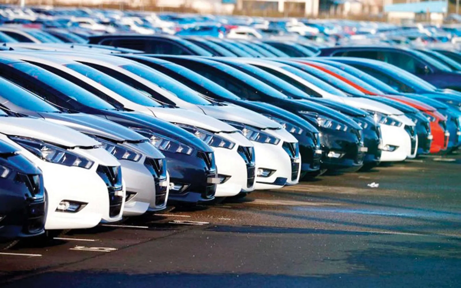 ماذا يحدث بـ سوق السيارات المصرية بمطلع 2026 ركود وتخفيضات تاريخية بالأسعار 5 سوق السيارات المصرية