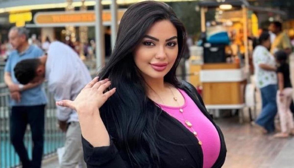 كيم كارداشيان مصر بالصور نرمين طارق صور تجمعها مع المشاهير شنطة البلوجر نرمين طاهر حرز في مباحث 2 نرمين طارق
