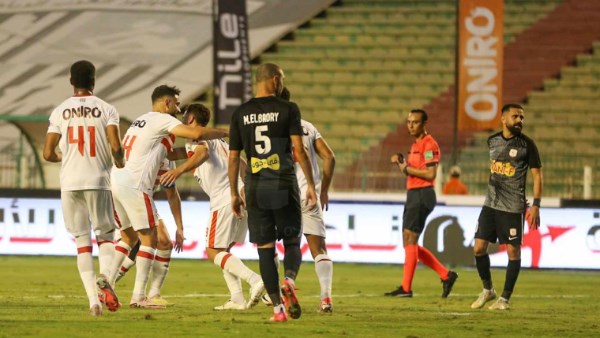 الزمالك يواصل الإنتصارات ويحقق فوز صعب على فاركو ويتصدر الدوري 2 الزمالك وفاركو