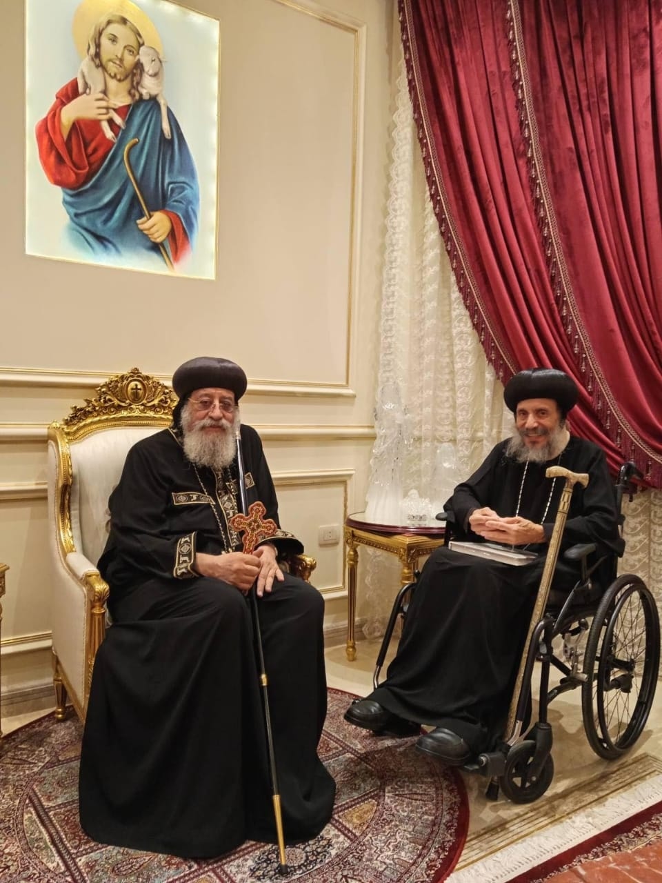 بالصور تفاصيل لقاء البابا تواضروس الثاني بنيافة الأنبا مينا ونيافة الأنبا أنتوني وبمجموعة من شباب بأمريكا 3 البابا تواضروس الثاني يستقبل نيافة الأنبا أنتوني