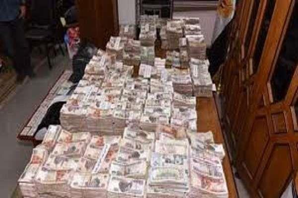 الأجهزة الأمنية تكشف المستور في الاستيلاء على 11 مليون جنيه 2 مليون ونص وقعوا في الشارع 4 الأجهزة الأمنية تكشف المستور