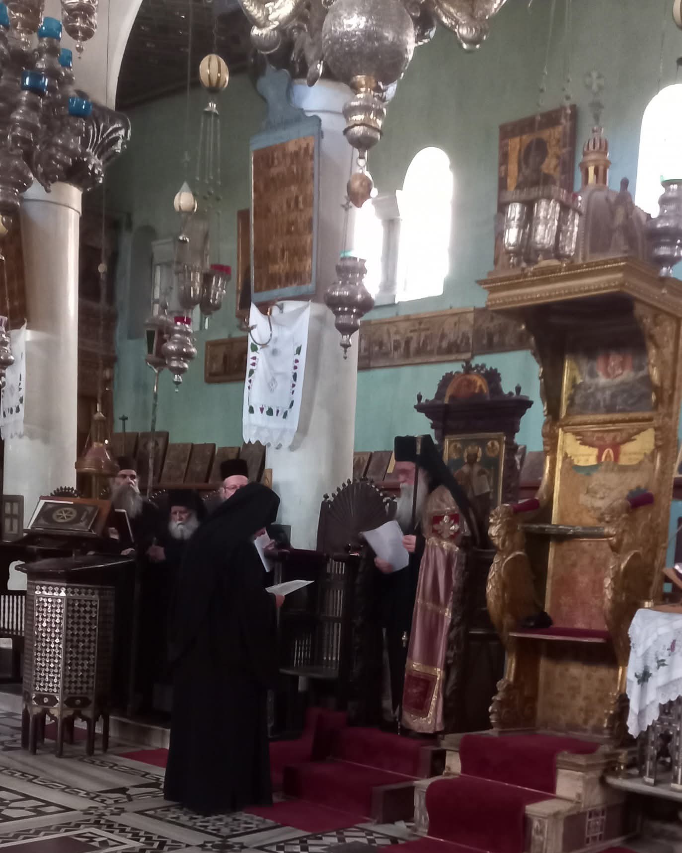 أقدم رهبان الدير بالصور الأنبا سميون مطران لدير سانت كاترين بتصويت الرهبان 3 الأنبا سميون مطران لدير سانت كاترين