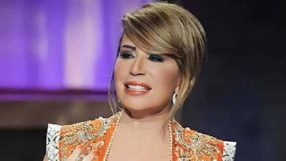 تفاصيل زواج المخرجة إيناس الدغيدي وعدد زيجاتها بعد اعلان زواجها في سن الـ 70 2 المخرجة إيناس الدغيدي
