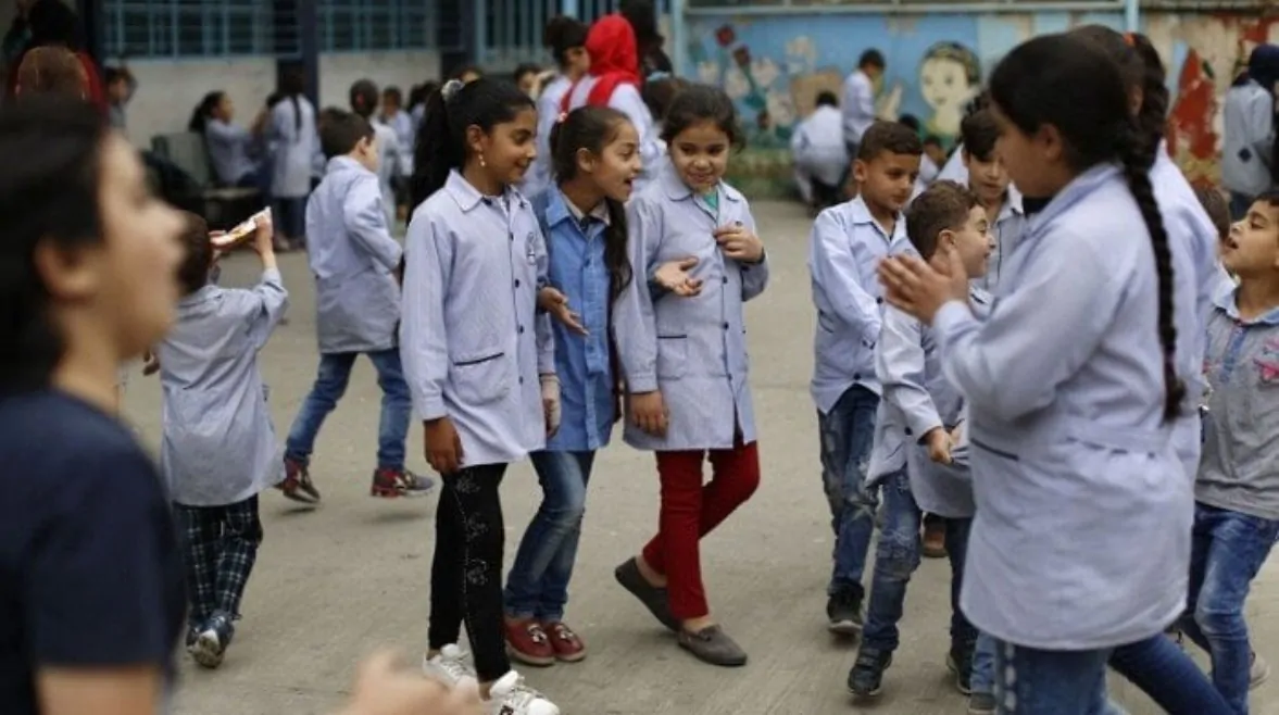 المدارس توجه 10تحذيرات للطلاب مع بدء العام الدراسي الجديد أبرزها البنطايل المقطعة 2 قائمة محظورات لطلاب المدارس