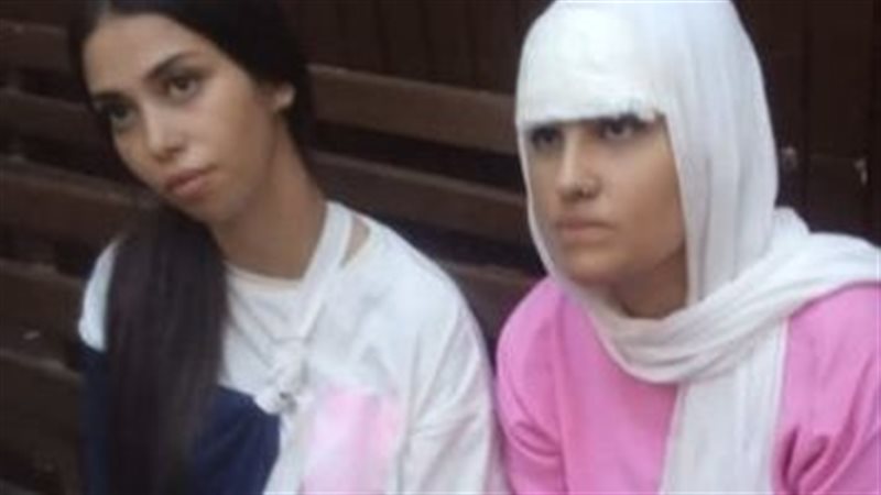 مفاجأة تقلب موازين قضية مطاردة فتيات طريق الواحات تفاصيل تصالح أسرة الفتاتين مع المتهمين 3 واقعة مُطاردة فتيات طريق الواحات