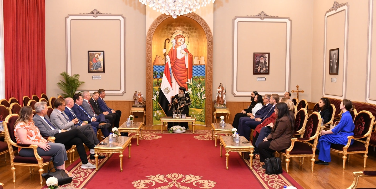 بالصور تفاصيل لقاء البابا تواضروس بوفد البرلمان الدنماركي ويعلق بشان ما يحدث في غزة 2 لقاء البابا تواضروس بوفد البرلمان الدنماركي