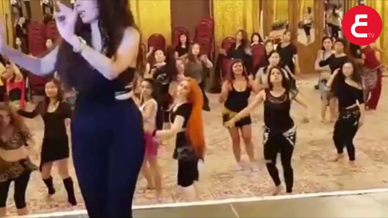 تفاصيل إطلاق دينا أول أكاديمية للرقص الشرقي بمصر 3 أول أكاديمية للرقص الشرقي بمصر