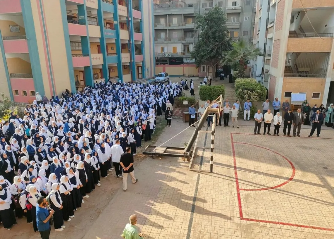 المدارس توجه 10تحذيرات للطلاب مع بدء العام الدراسي الجديد أبرزها البنطايل المقطعة 4 بداية العام الدراسي الجديد