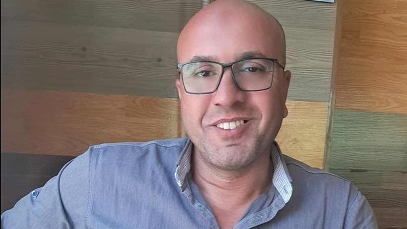 لمدة عام كامل فصل طالب القليوبية المعتدي على معلم وتمزيق ملابسه 3 معلم القليوبية الذي تم تمزيق ملابسه