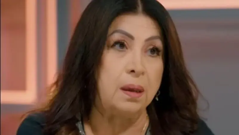 معادلة أدهشت الجمهور الفنانة عبير عادل من ممثلة شهيرة لسائقة تاكسي وتكشف التفاصيل 4 الفنانة عبير عادل من ممثلة شهيرة لسائقة تاكسي
