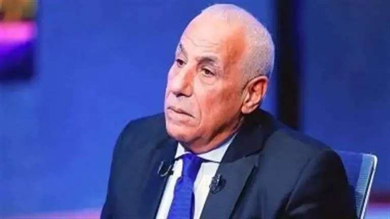 فيفا يصدم الزمالك بعقوبة إيقاف القيد 3 فترات وعدد القضايا يقفز لـ 17 4 حسين لبيب