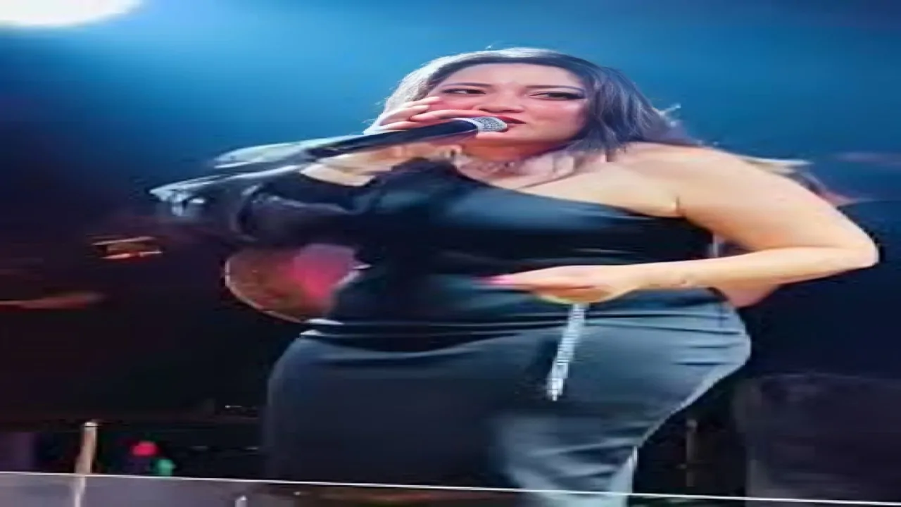 المأذون يكشف سر زواج الفنانة رحمة محسن ورجل أعمال شهير وماحدث في عام 2024 2 رحمة محسن