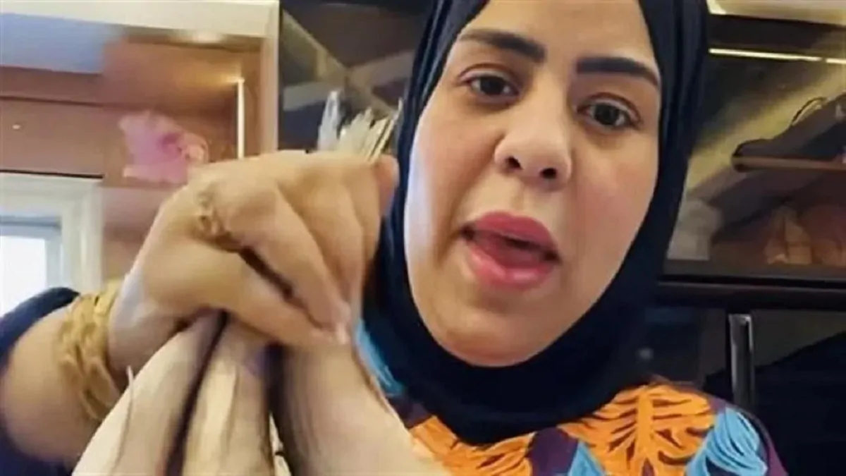 الحبس سنة للبلوجر أم مكة في قضية غسل الأموال وقرار قضائي حاسم 2 أم مكة أشهر بائعي الأسماك المملحة