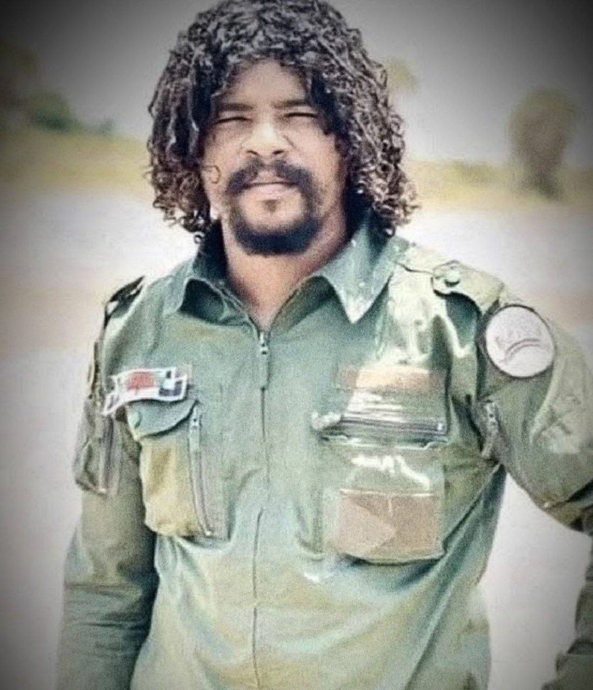 قوات الدعم السريع السودانية تعلن القبض على ضابط بارز يعرف باسم عيسى أبو لولو تمهيدا لمحاكمته في انتهاكات الفاشر 4 القبض على ضابط بارز يعرف باسم عيسى أبو لولو