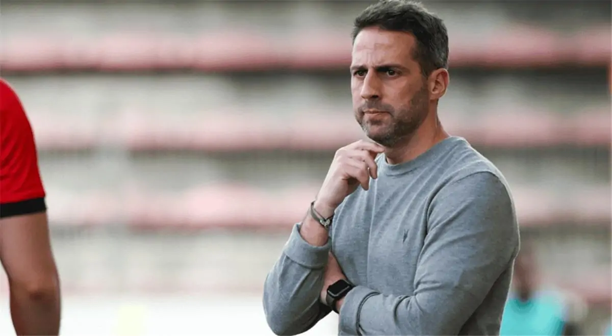 جوميز على أعتاب قيادة نادي الزمالك ورحيل فيريرا يقترب 4 يانيك فيريرا