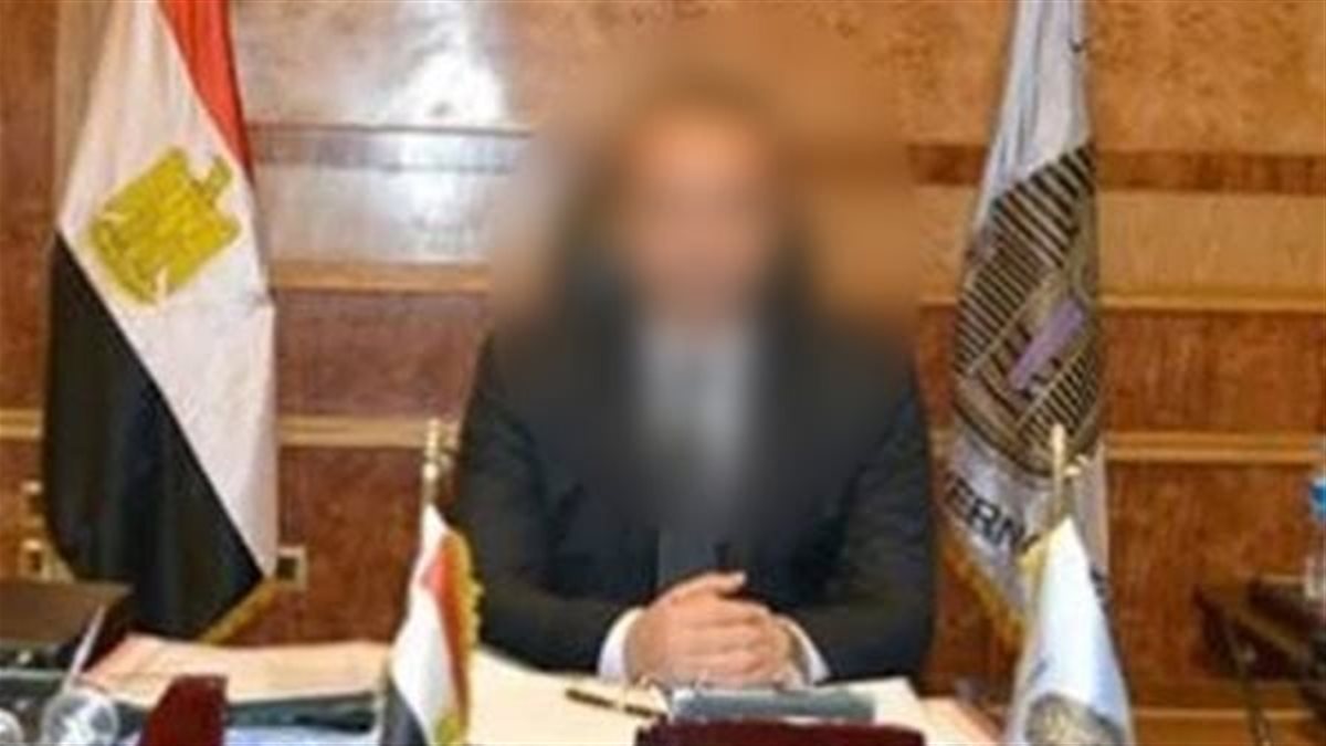 تفاصيل القبض على رئيس حي شرق بالإسكندرية بتهمة الرشوة بعد يومين من تعيينه 4 القبض على رئيس حي شرق بالإسكندرية