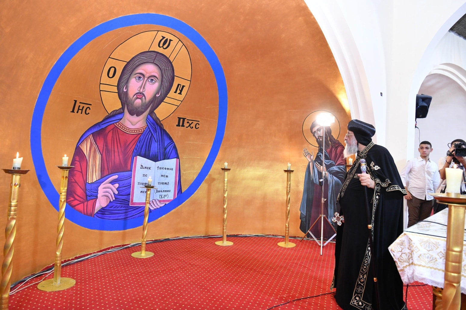 البابا تواضروس الثاني من كاتدرائية مارمينا الجديدة بالقوصية أحمل محبة كبيرة للأنبا توماس 4 اجتماع الأربعاء بالقوصية