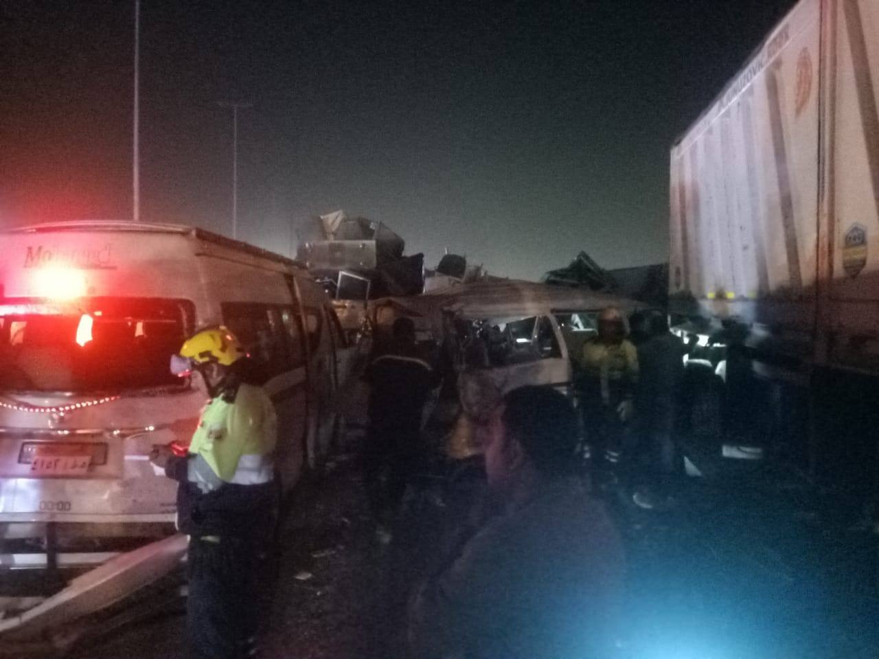 بالصور تفاصيل مؤلمة بحادث السويس المروع الحقوني هموت 2 حادث السويس