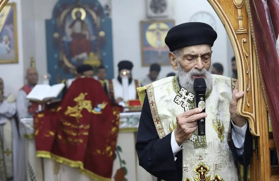 نياحة القمص بنيامين بنيامين نسيم بعد خدمة كهنوتية تجاوزت 15 عام بكنيسة الملاك بطهطا 3 نياحة القمص بنيامين بنيامين نسيم