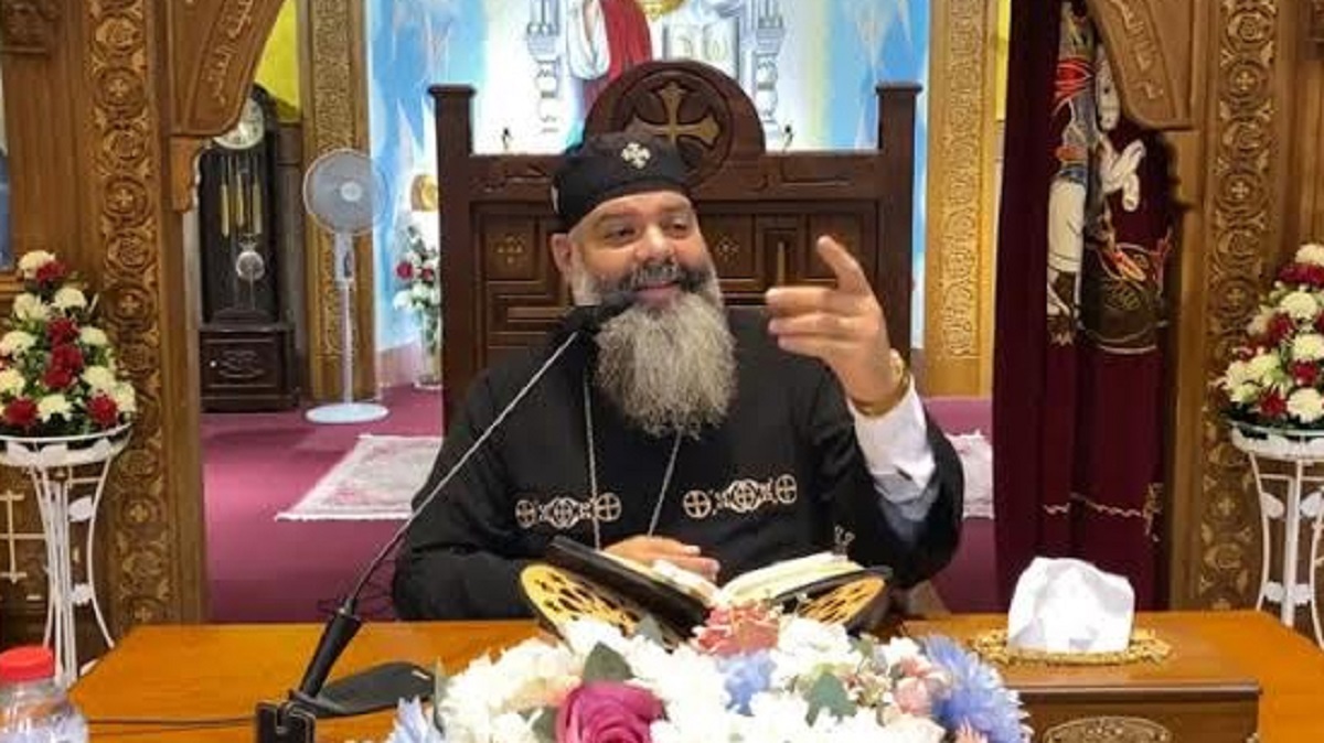 بالفيديو القس جورجيوس القمص فيلبس يرد بالأدلة على ادعاء الإعلامية هند الضاوي بشان سفر إشعياء 3 القس جورجيوس القمص فيلبس