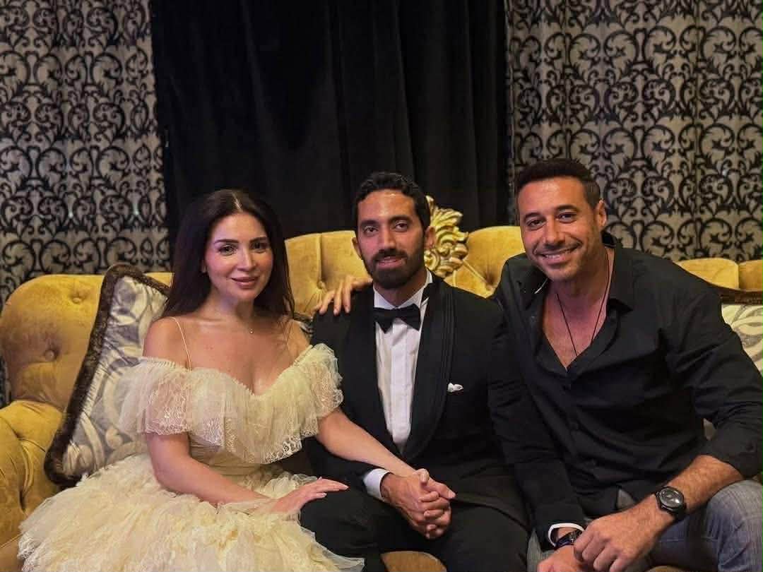 سعر فستان زفاف الفنانة مي عز الدين يثير الجدل على السوشيال ميديا 4 فستان زفاف الفنانة مي عز الدين