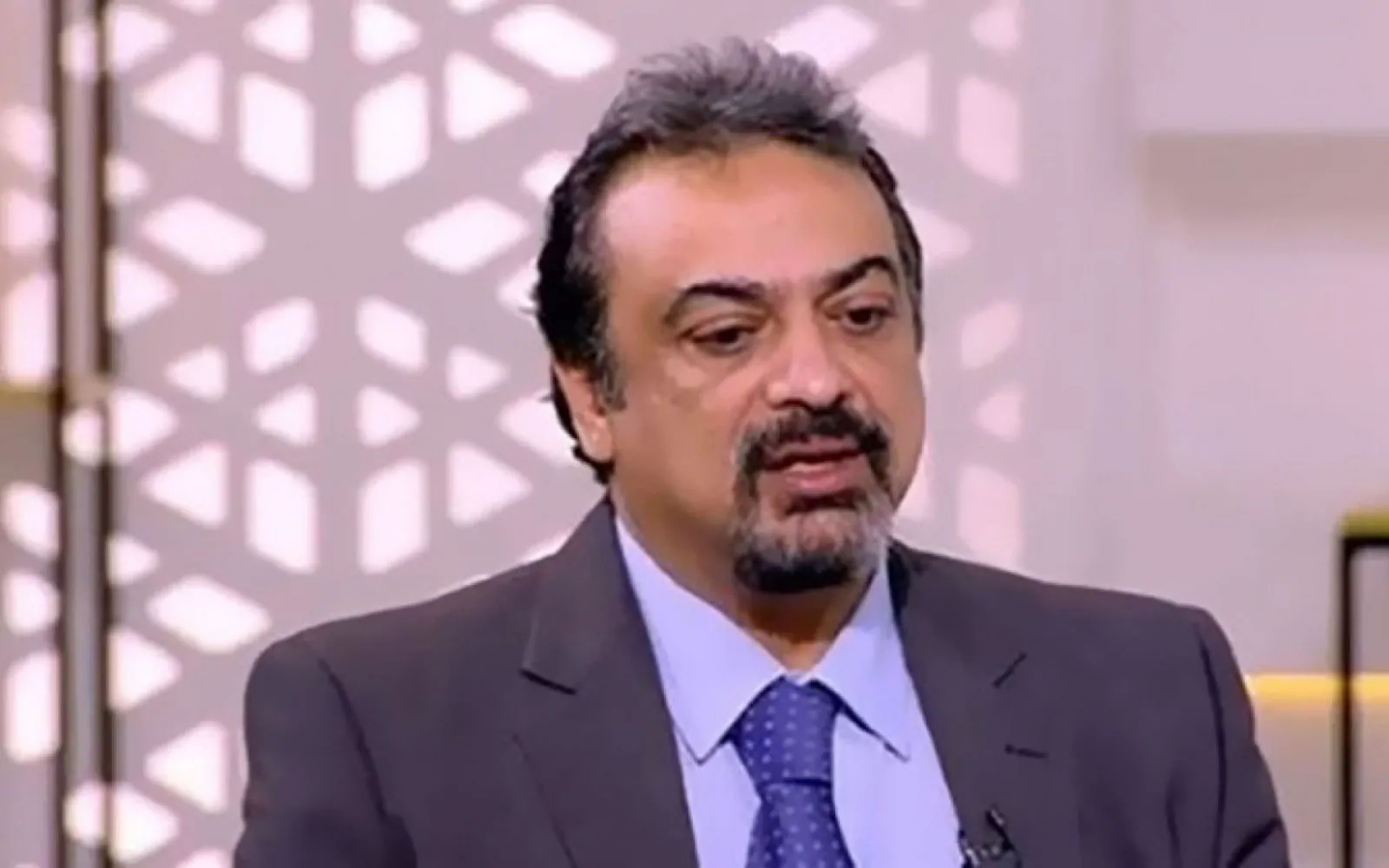 وزارة الصحة تنفي الأنباء المتداولة بشأن إغلاق المدارس الوضع الوبائي مستقر ولا يستدعي إجراءات استثنائية 3 وزارة الصحة تنفي إغلاق المدارس