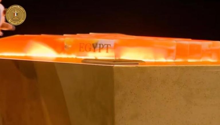 قادة الدول يضعون قطعًا في مجسم المتحف المصري الكبير كرمز لمشاركة شعوبهم 3 مجسم المتحف المصري