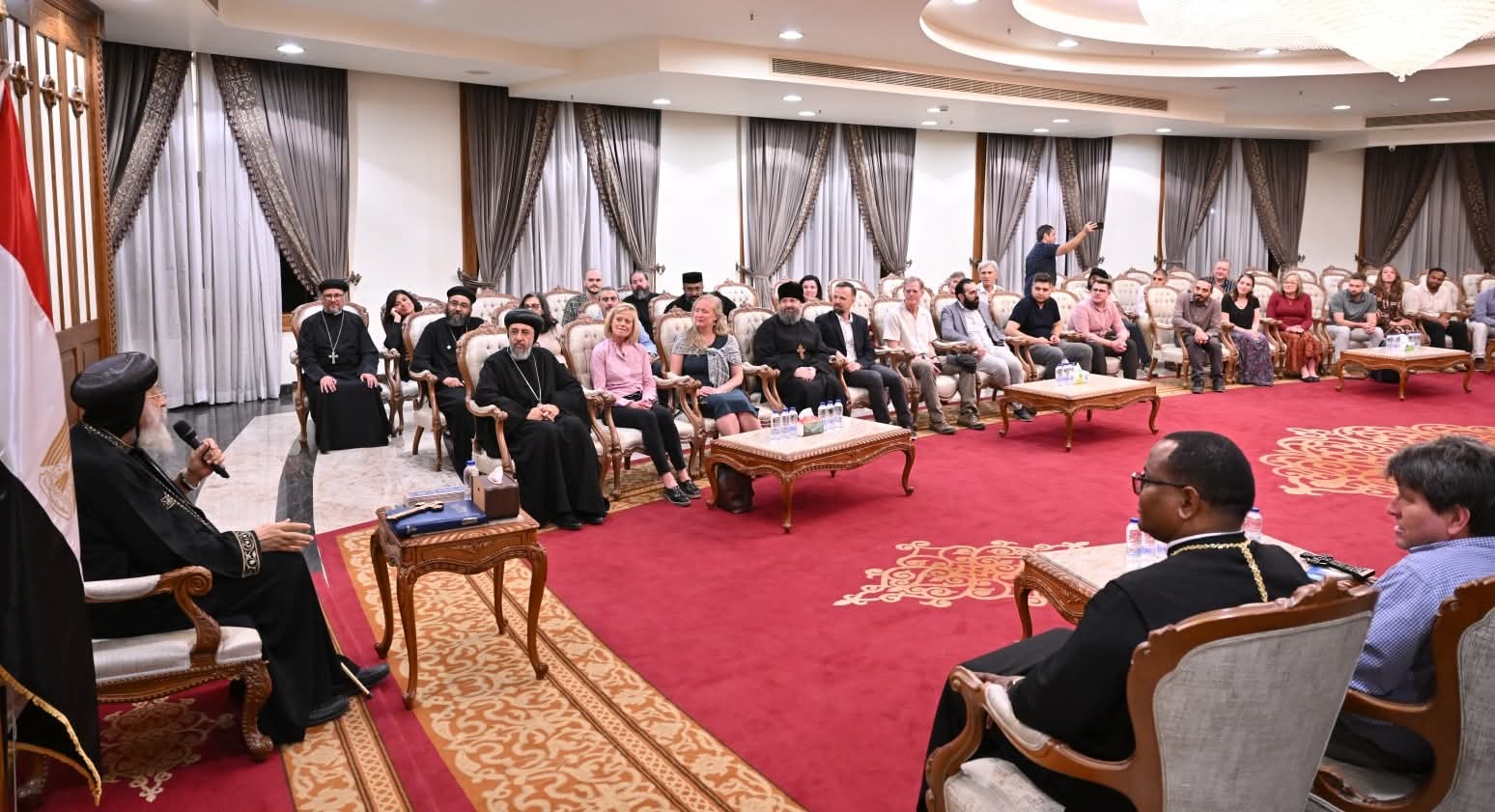 البابا تواضروس الثاني يستقبل وفد مبادرة لوزان في ختام مؤتمرهم الدولي الـ 13 5 لقاء البابا تواضروس