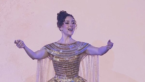 من هي شيرين أحمد طارق أول مصرية تتألق على مسرح برودواي وتبهر العالم بصوتها 3 شيرين أحمد طارق