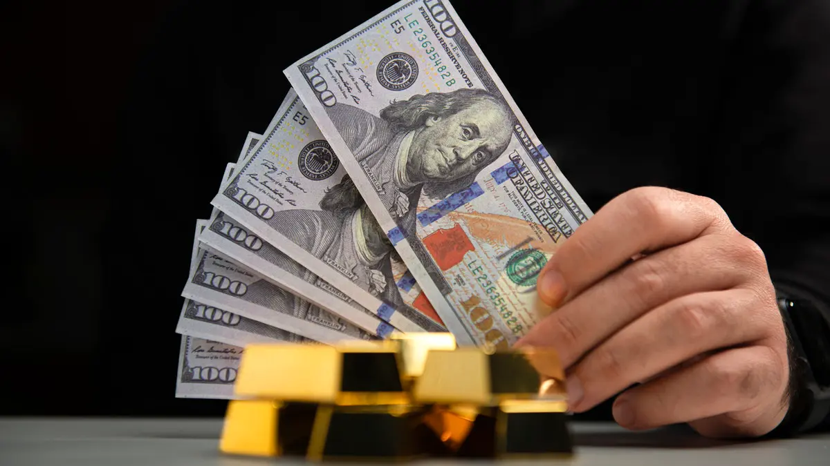 تسونامي الذهب قفزات تاريخية لعيار 21 بعد قرار الفيدرالي الأمريكي 4 هل تصل أوقية الذهب إلى 6000 دولار